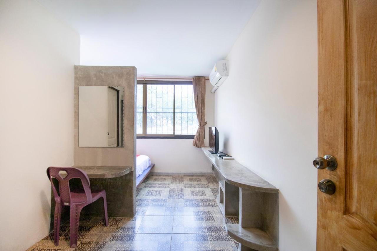 Oyo 671 Laluna River House Csanthaburi Kültér fotó